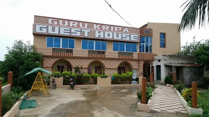 Hotel Guru Kripa Jamshedpur Bagian luar foto
